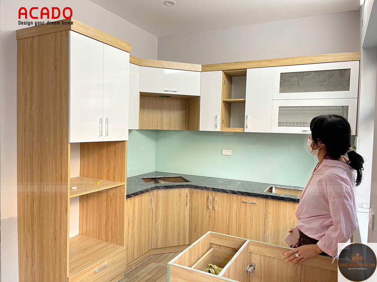 xu hướng tủ bếp hai màu - Hình 2