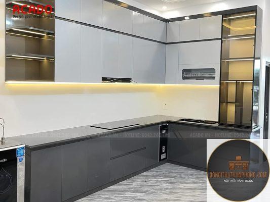 xu hướng tủ bếp hai màu